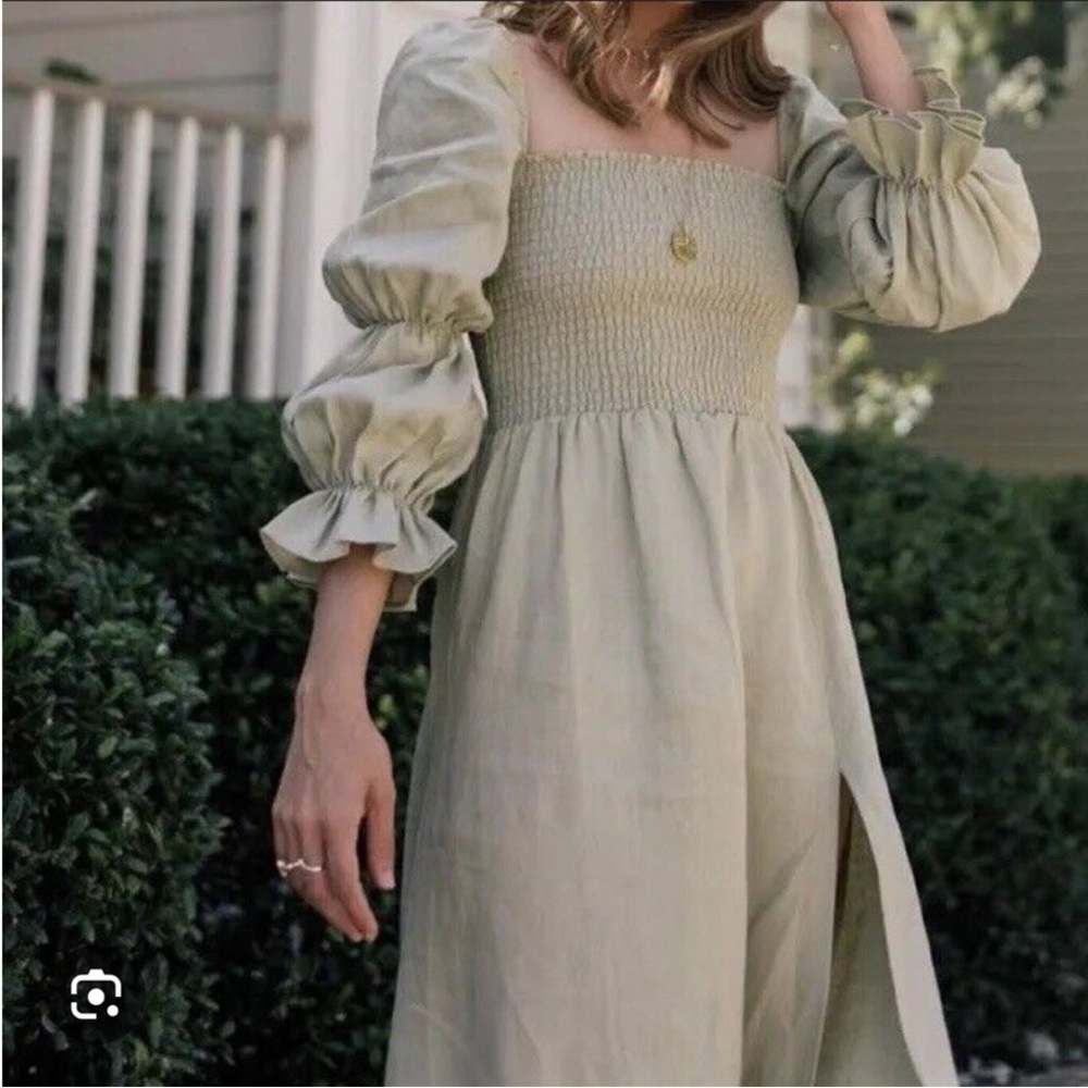 Reformation Hyland Smocked Linen Midi Dress Sage Green Size S View 3
